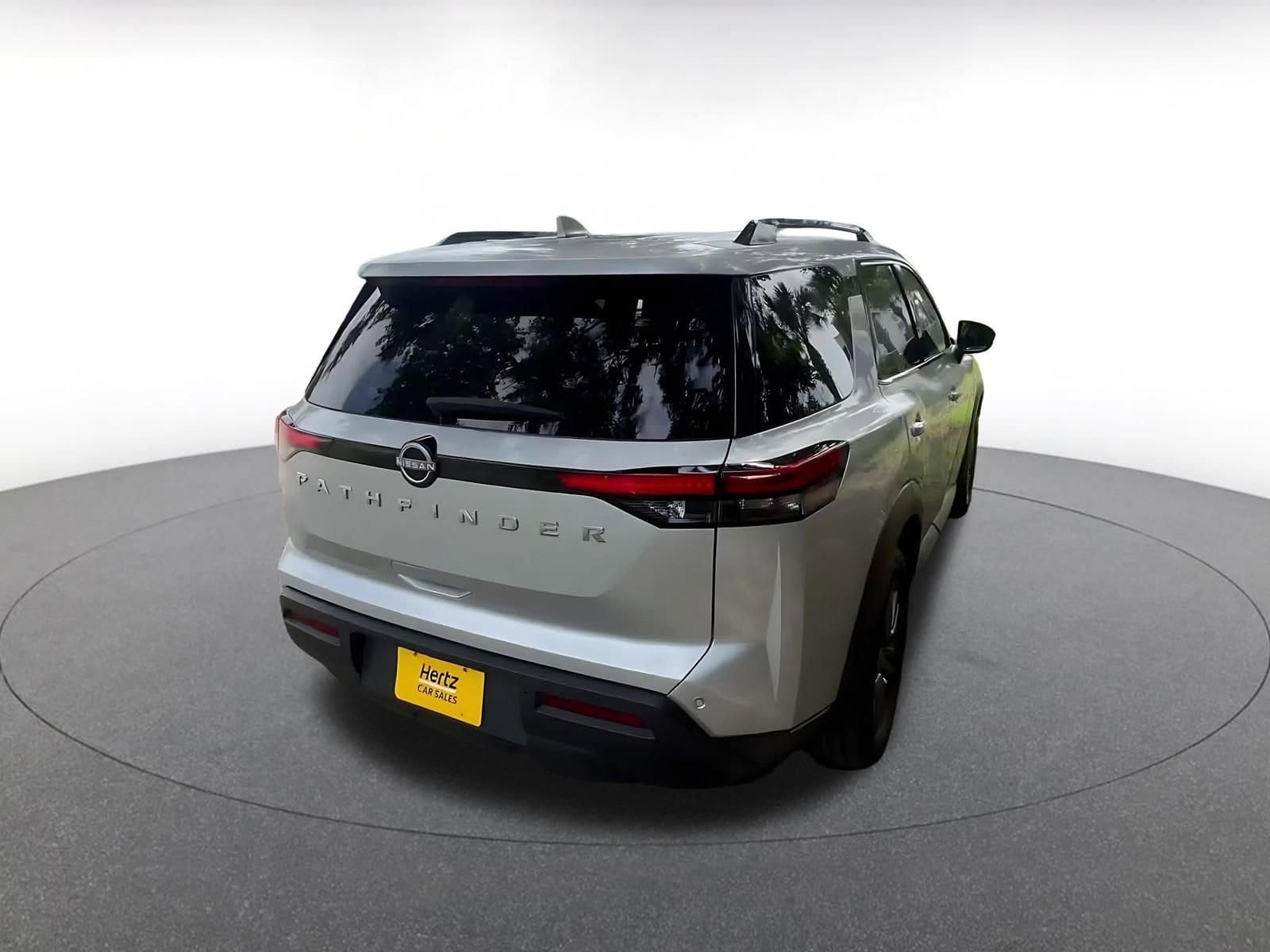 Thumbnail: 2025 Nissan Pathfinder - 15