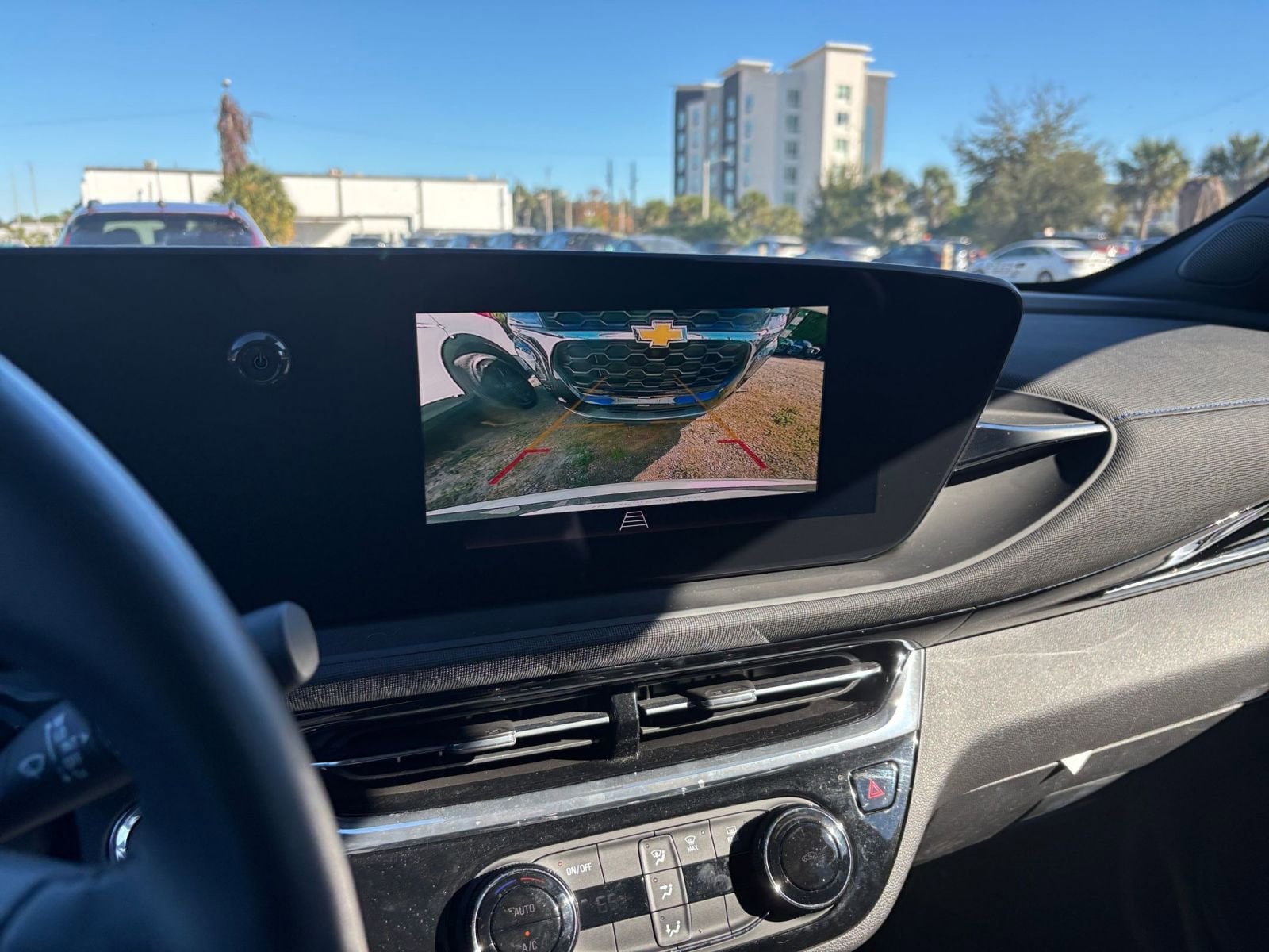 Thumbnail: 2025 Buick Envista - 17