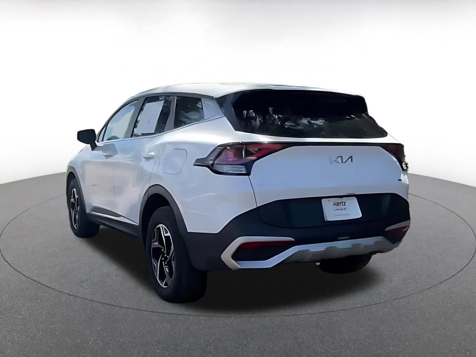 Thumbnail: 2025 Kia Sportage - 3