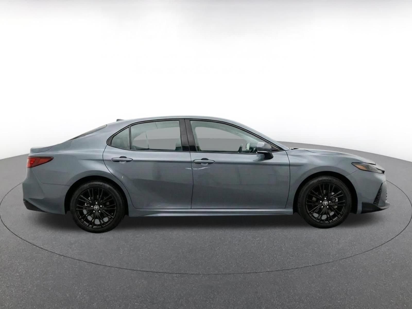 Thumbnail: 2026 Toyota Camry - 10