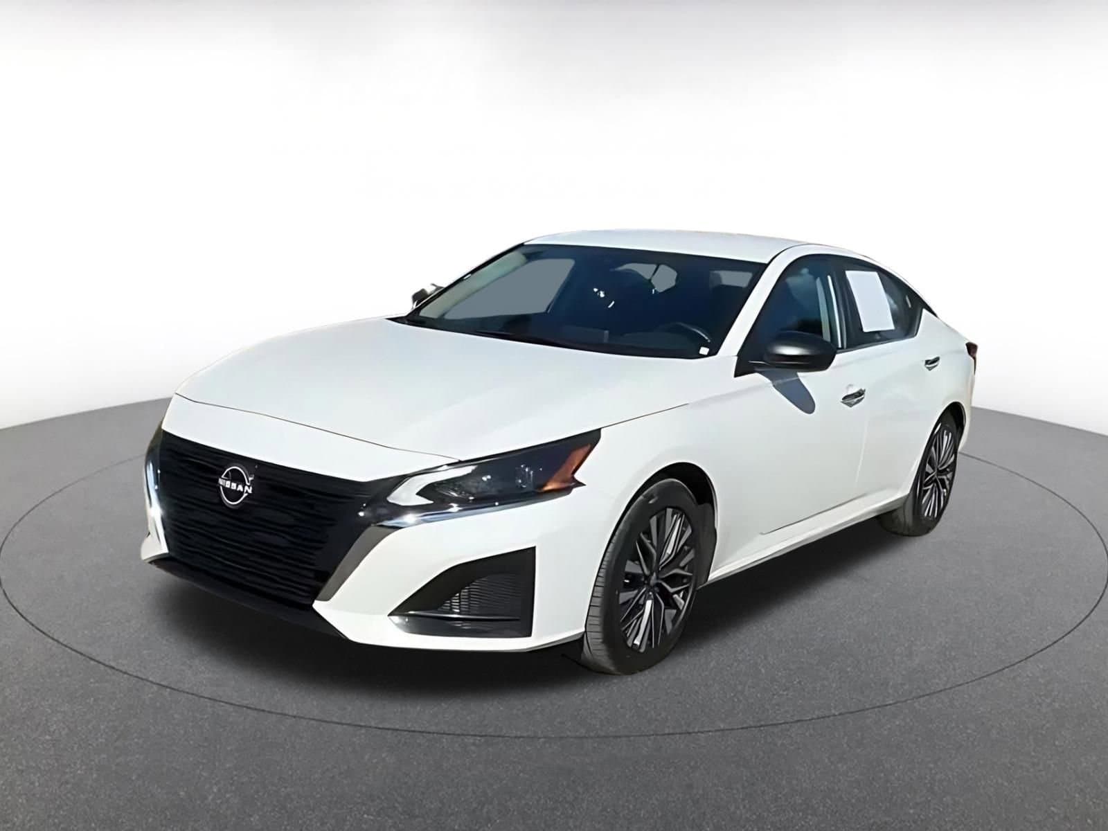 Thumbnail: 2025 Nissan Altima - 7