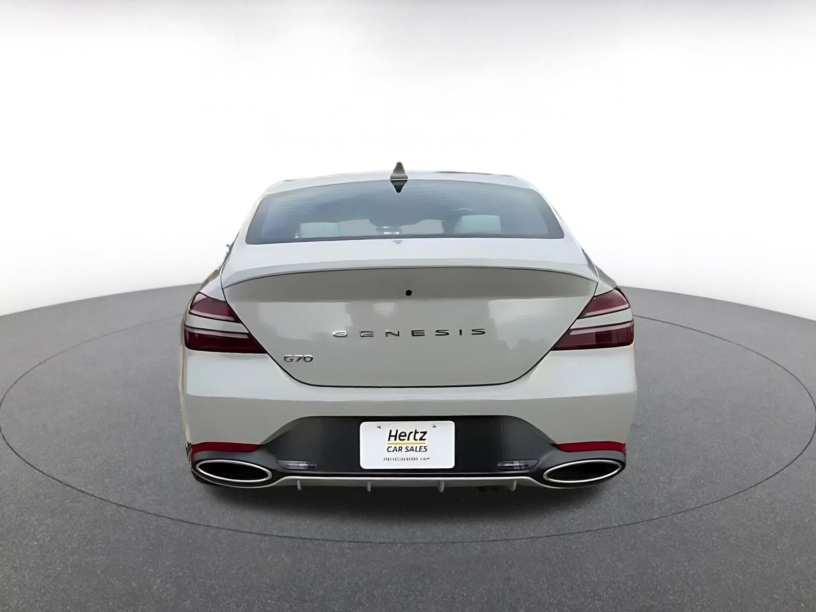 Thumbnail: 2025 Genesis G70 - 12