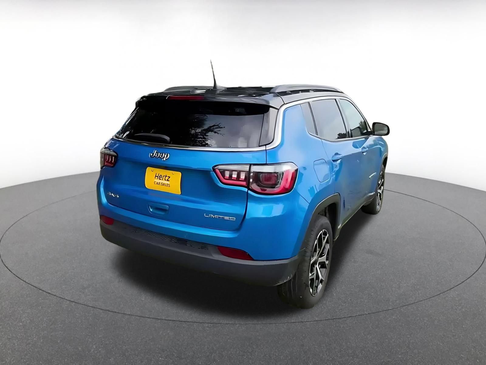 Thumbnail: 2025 Jeep Compass - 13