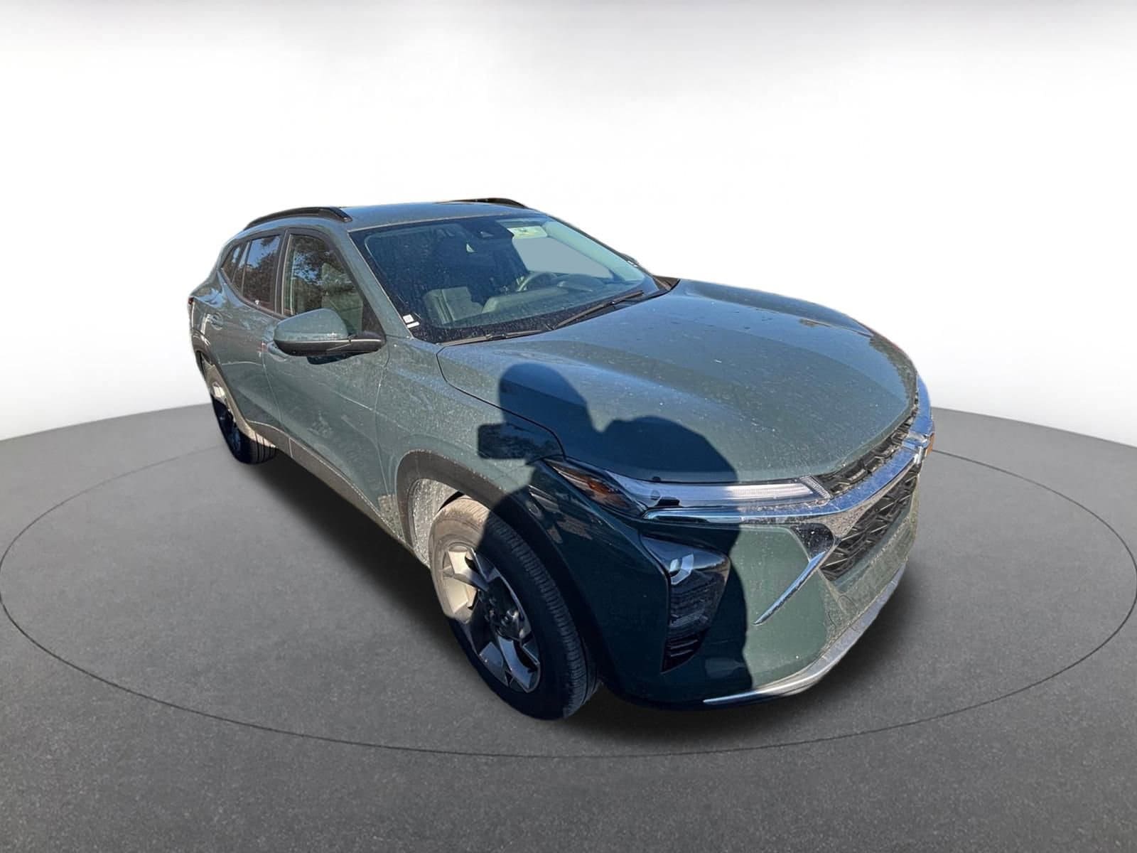 Thumbnail: 2025 Chevrolet Trax - 3