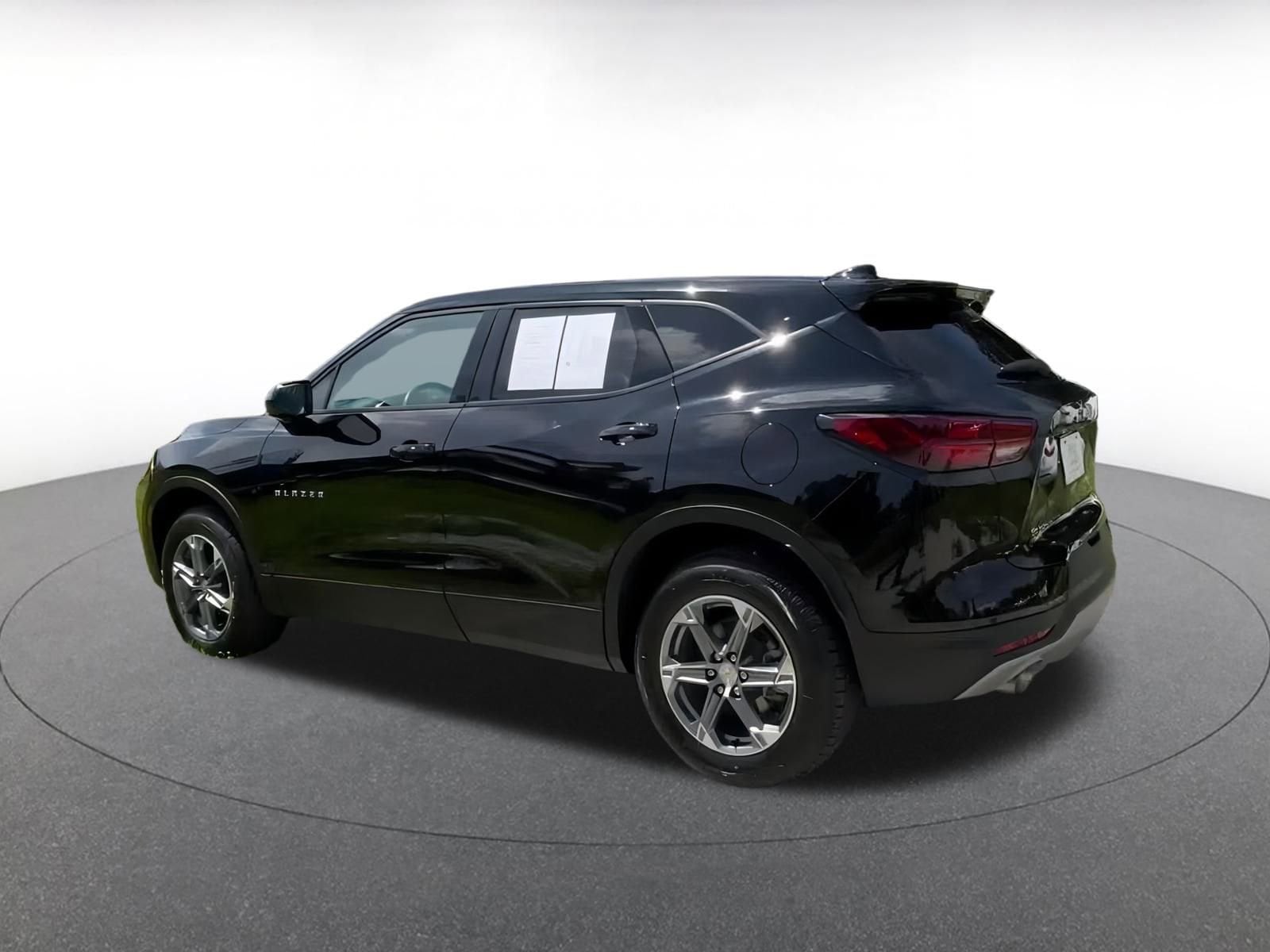 Thumbnail: 2023 Chevrolet Blazer - 8