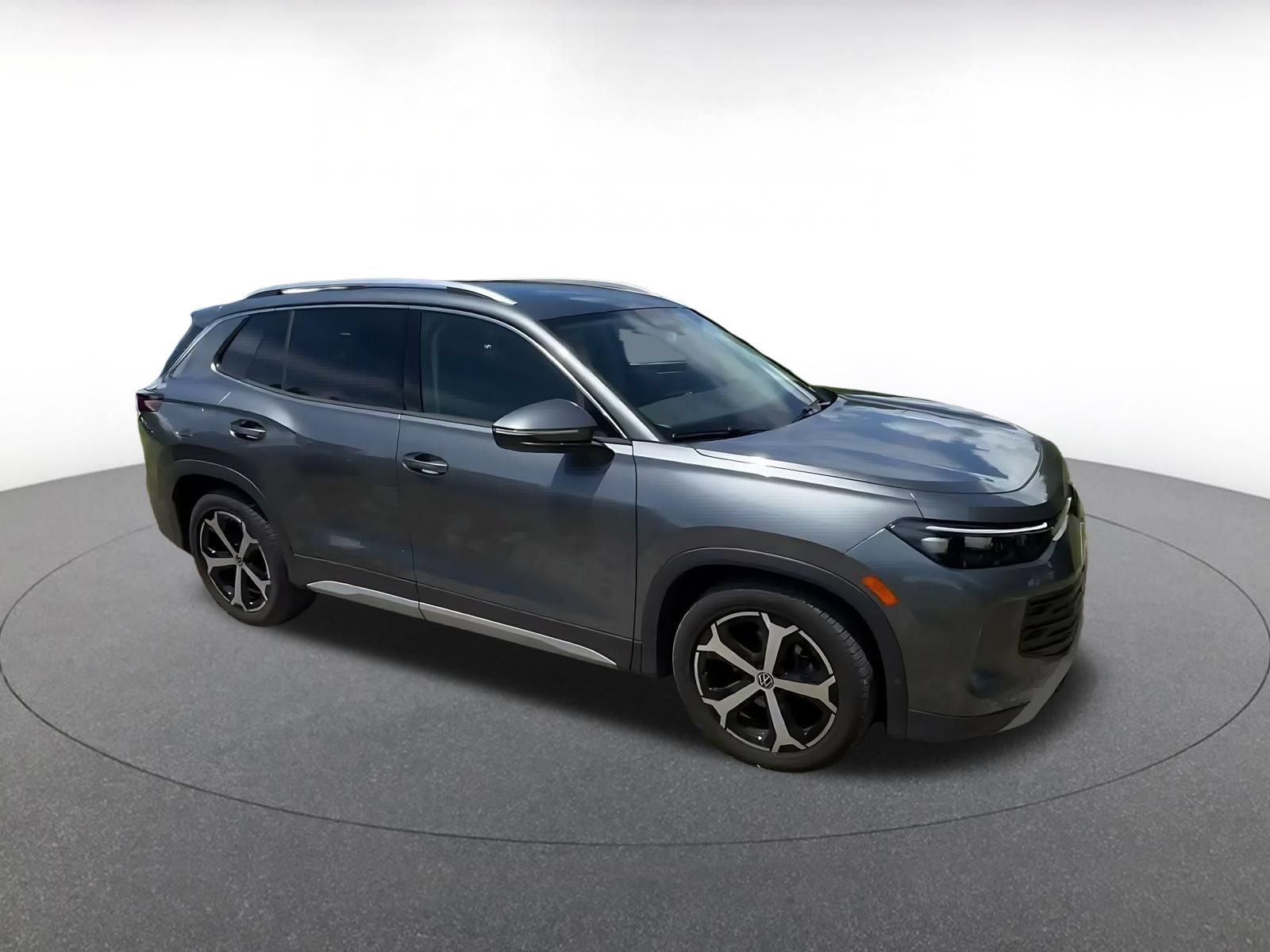 Thumbnail: 2026 Volkswagen Tiguan - 2