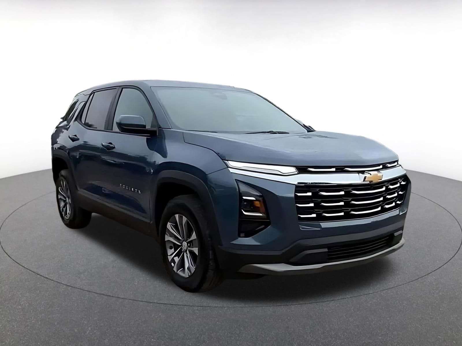 Thumbnail: 2025 Chevrolet Equinox - 2