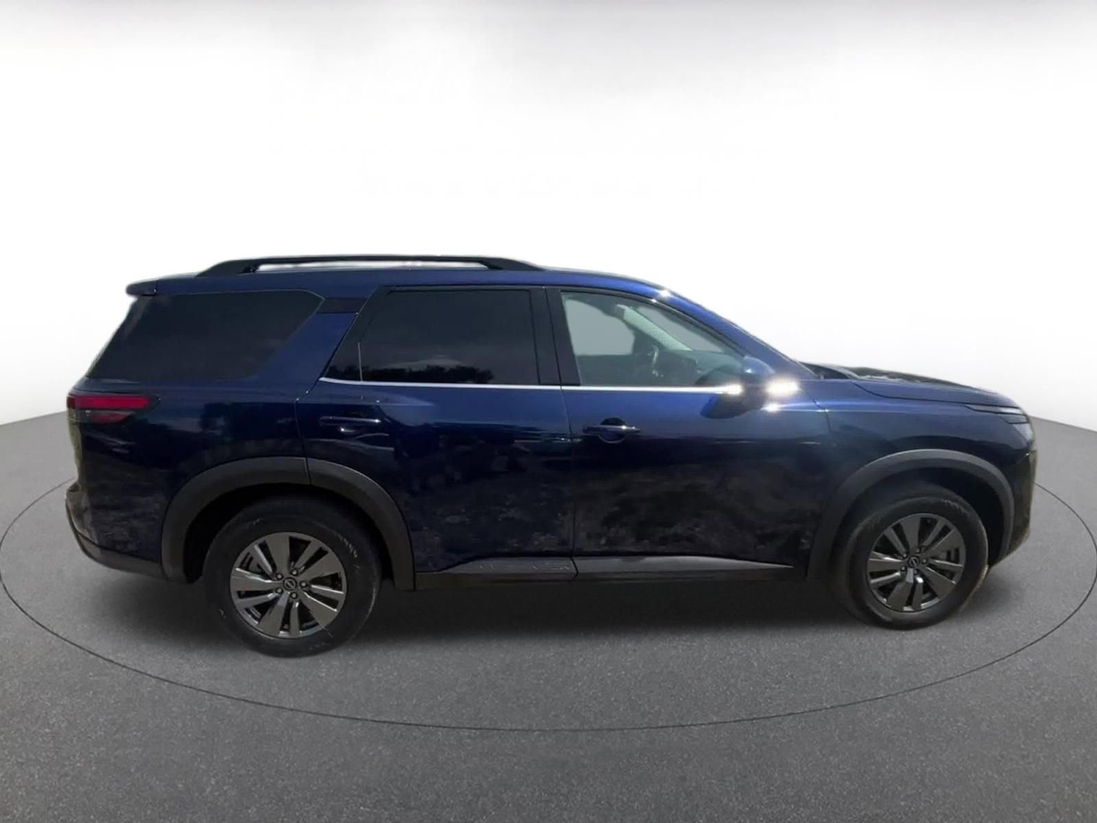 Thumbnail: 2025 Nissan Pathfinder - 16