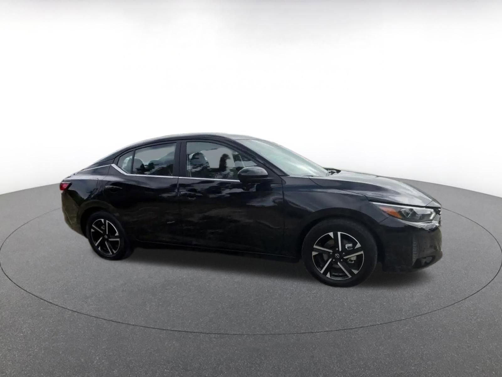 Thumbnail: 2025 Nissan Sentra - 1