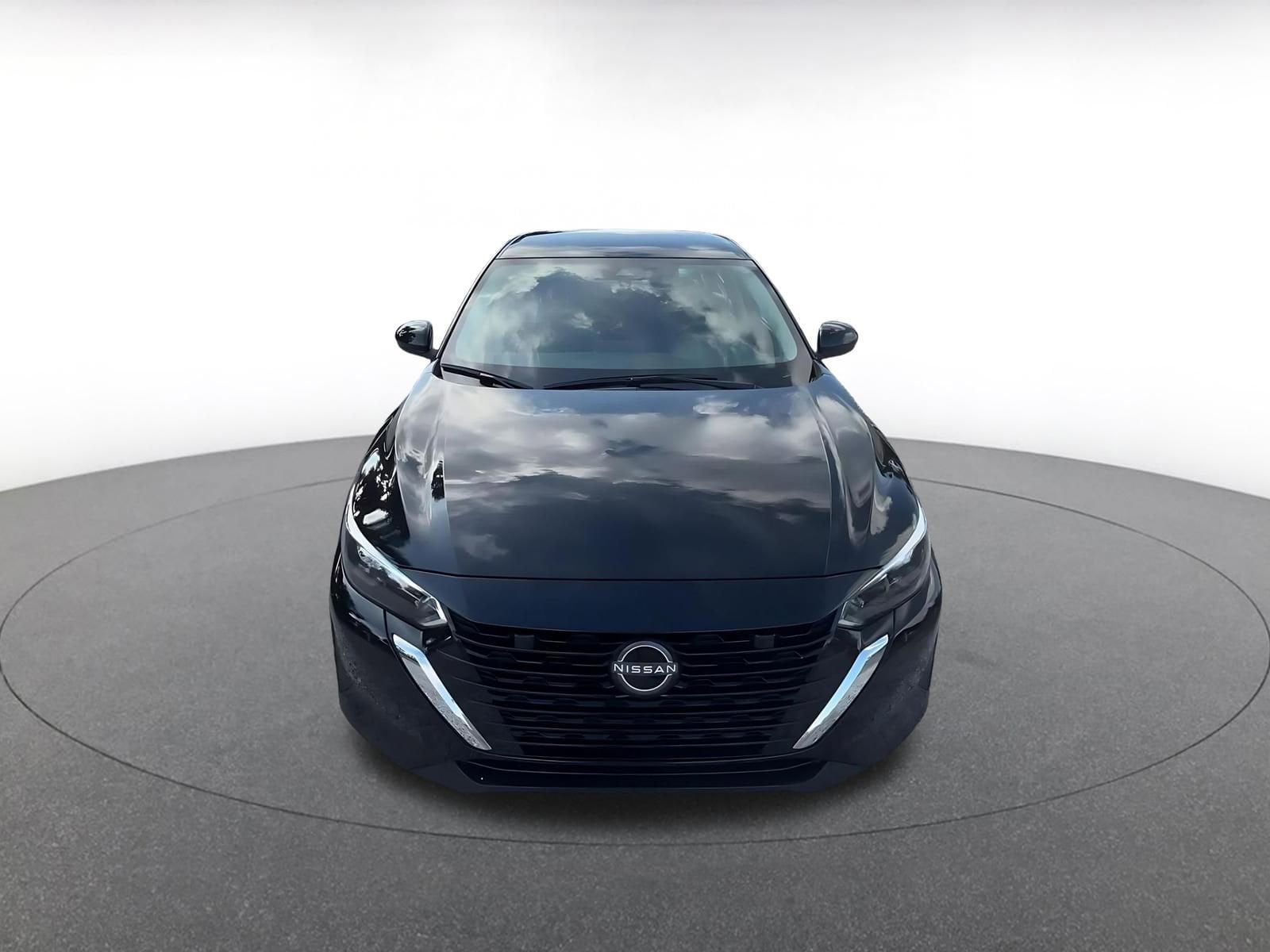 Thumbnail: 2025 Nissan Sentra - 4