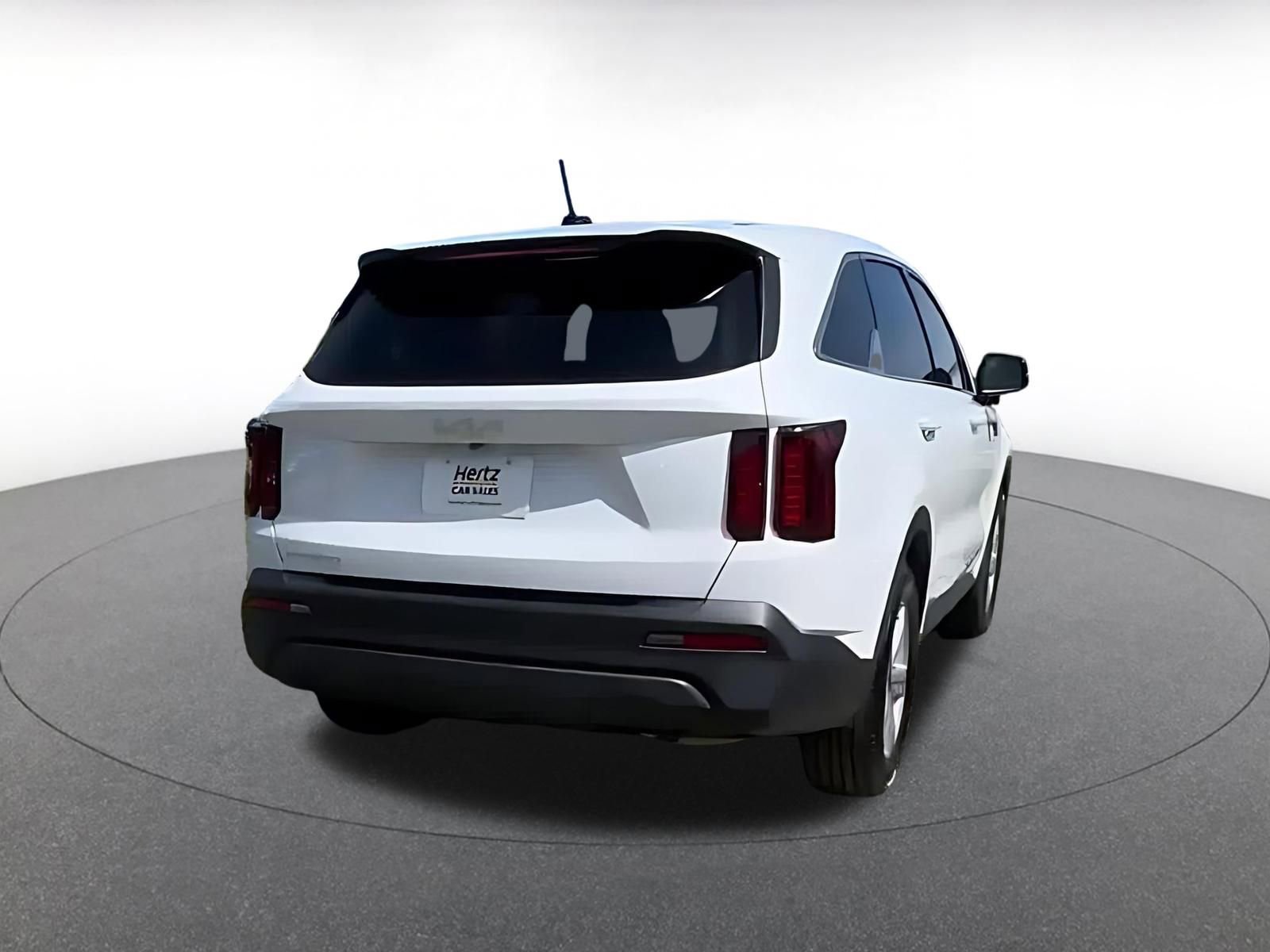 Thumbnail: 2023 Kia Sorento - 15