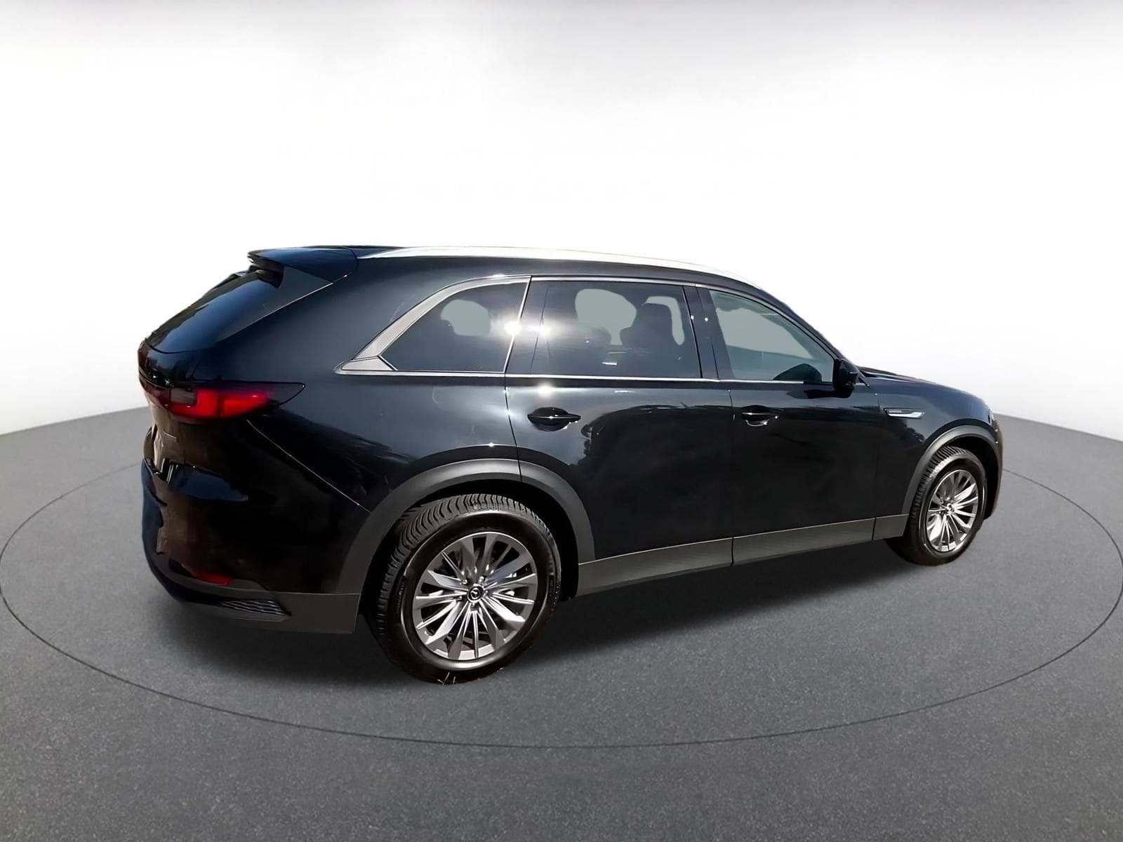 Thumbnail: 2025 Mazda CX-90 - 15