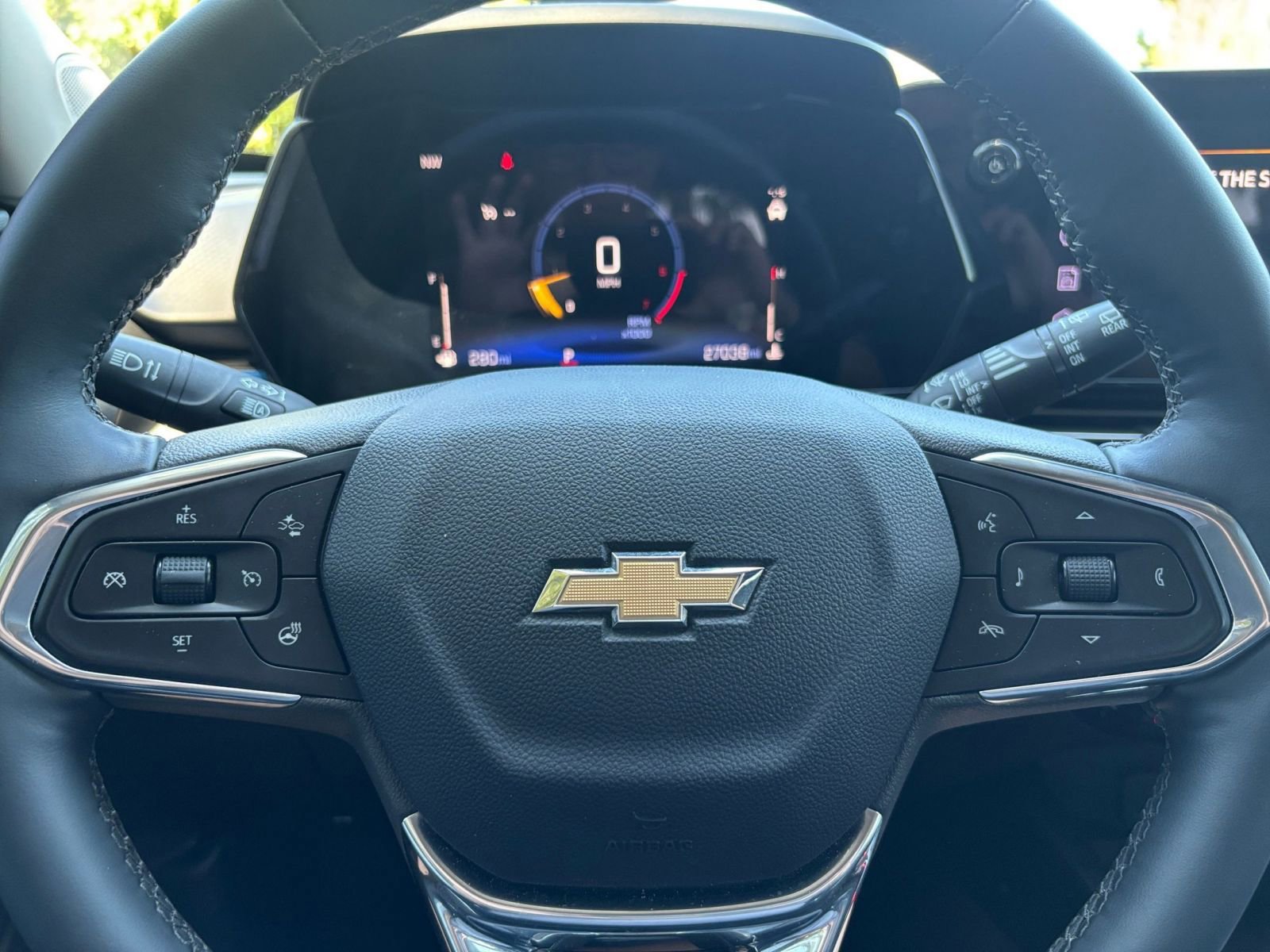 Thumbnail: 2025 Chevrolet Trax - 30