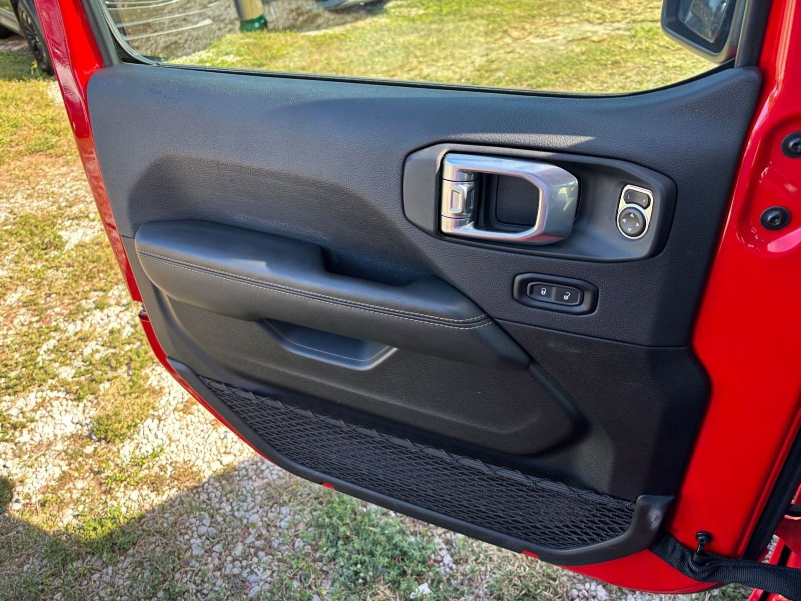 Thumbnail: 2025 Jeep Wrangler - 20