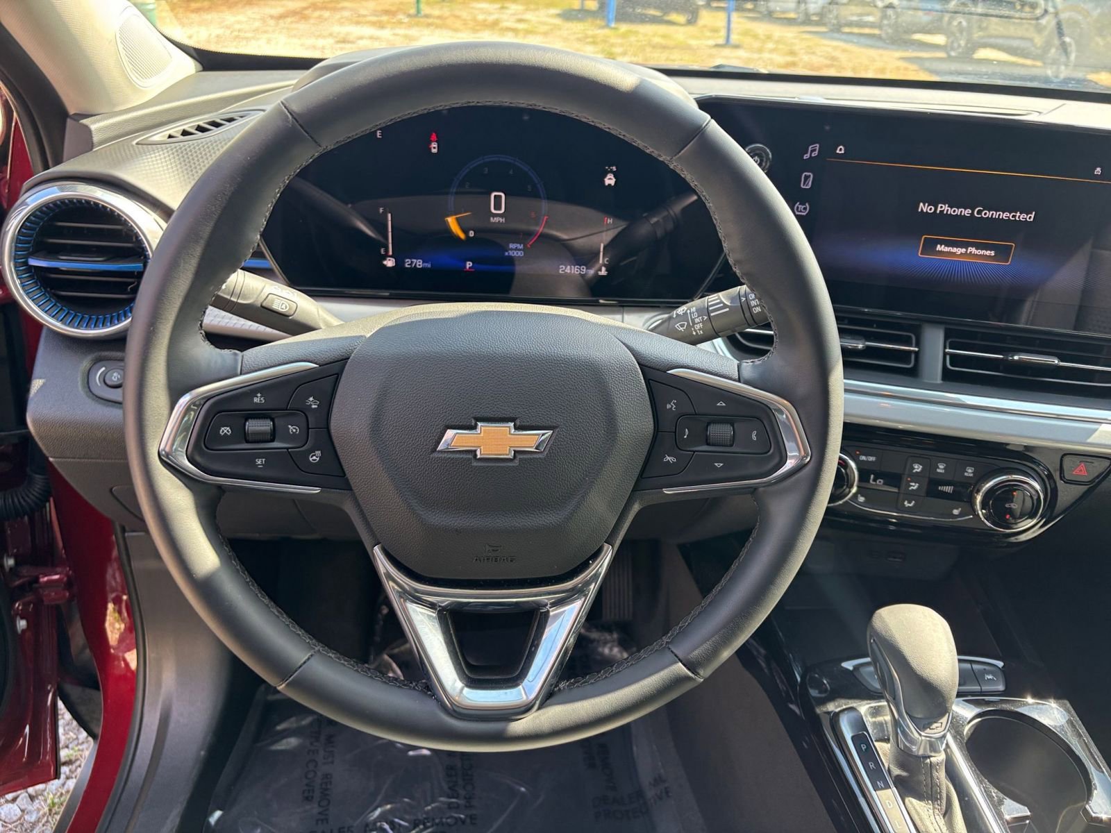 Thumbnail: 2025 Chevrolet Trax - 29