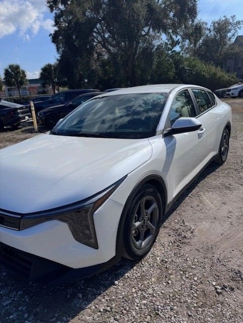 Thumbnail: 2025 Kia K4 - 4