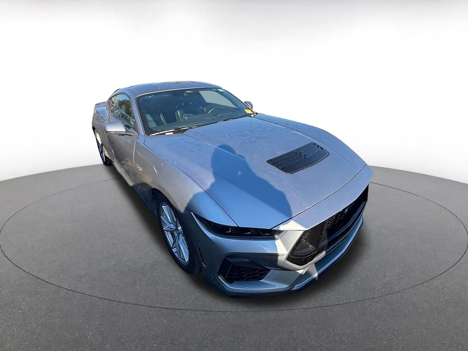 Thumbnail: 2025 Ford Mustang - 2