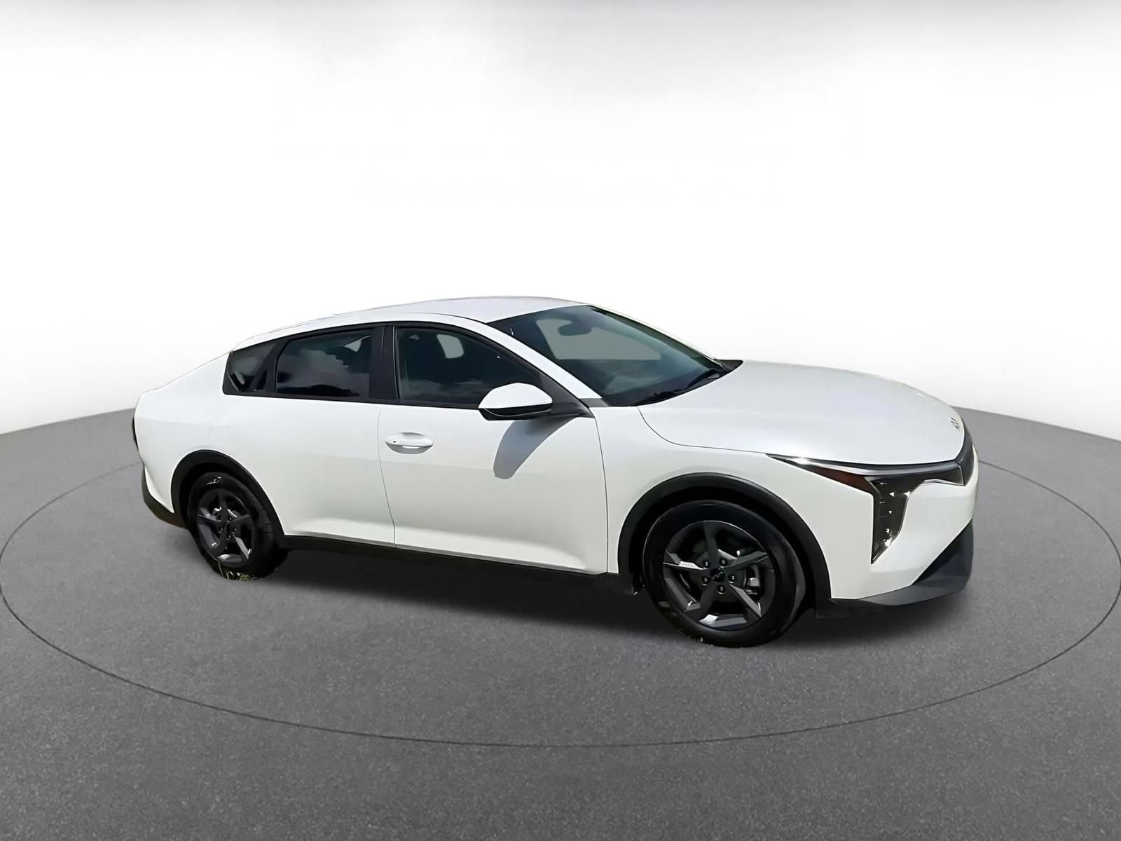 Thumbnail: 2025 Kia K4 - 2