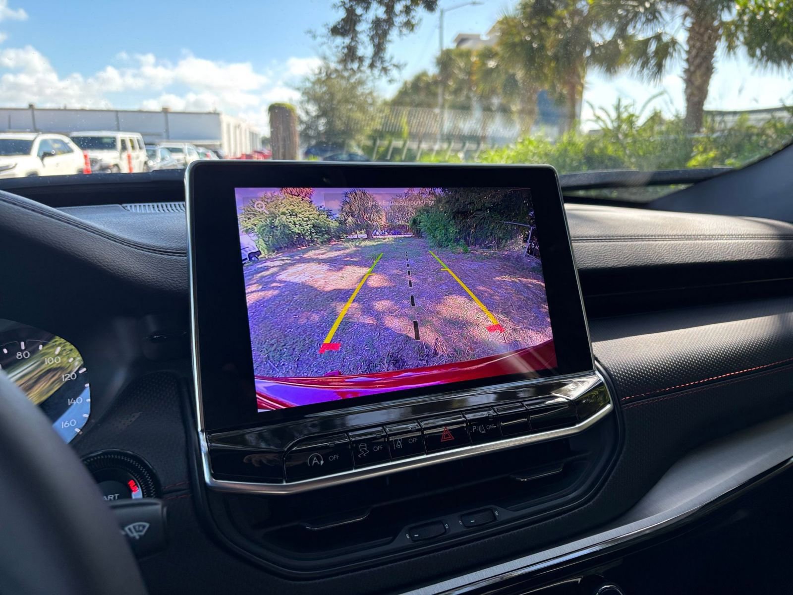 Thumbnail: 2025 Jeep Compass - 17