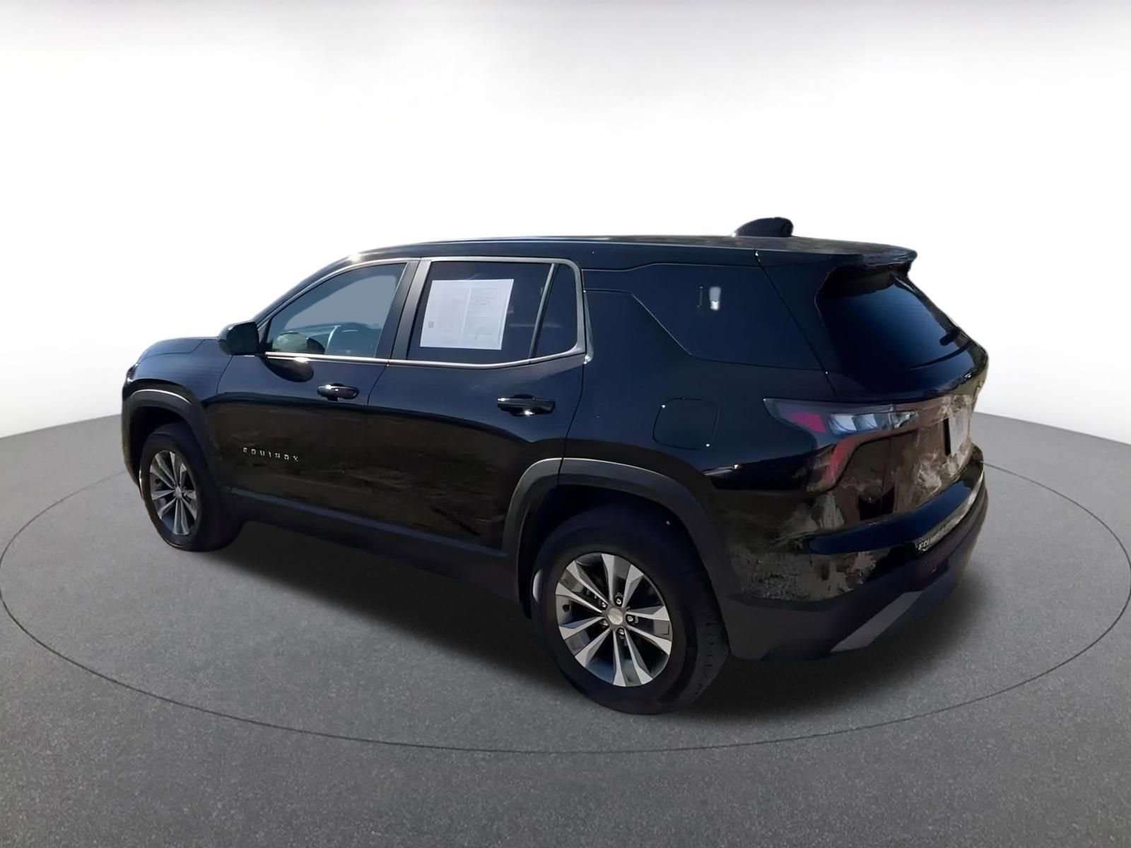 Thumbnail: 2025 Chevrolet Equinox - 10