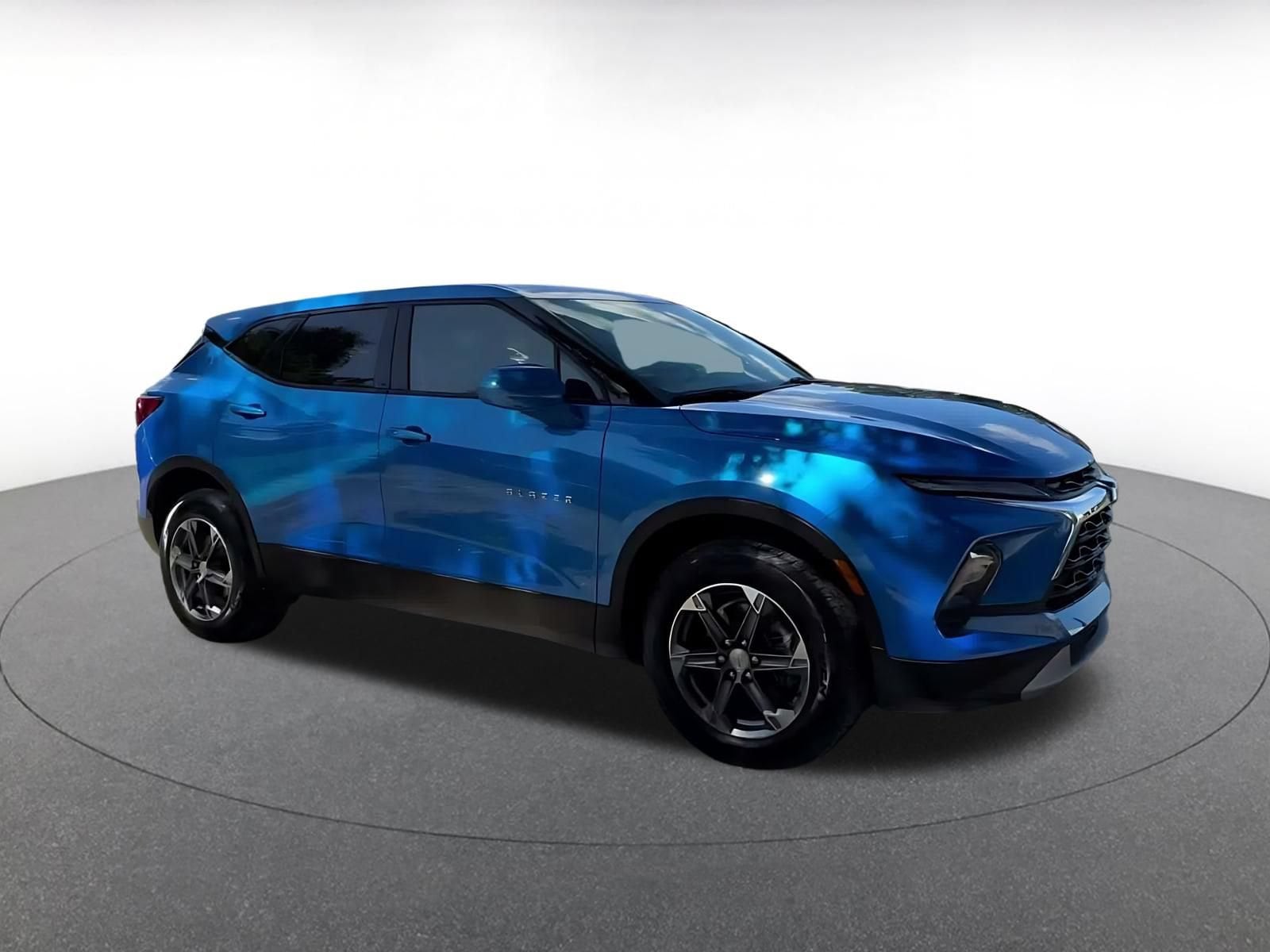 Thumbnail: 2026 Chevrolet Blazer - 2