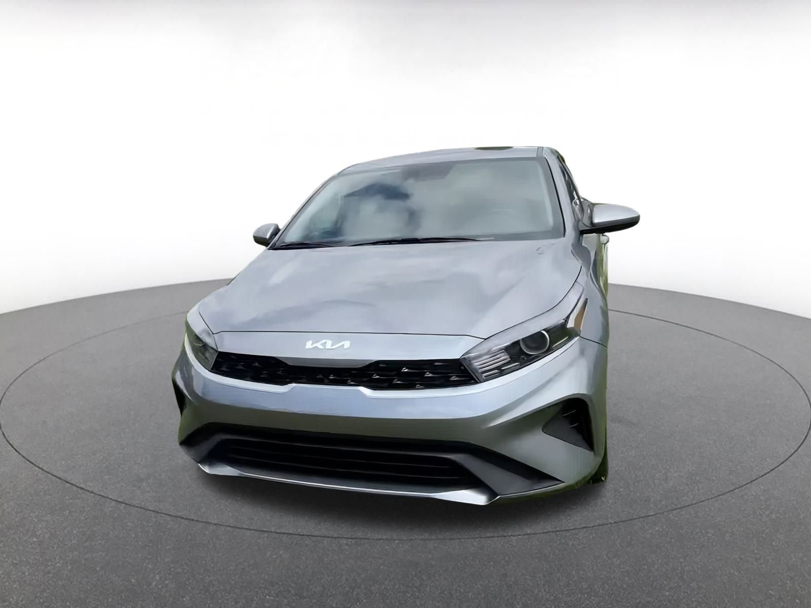 Thumbnail: 2024 Kia Forte - 7