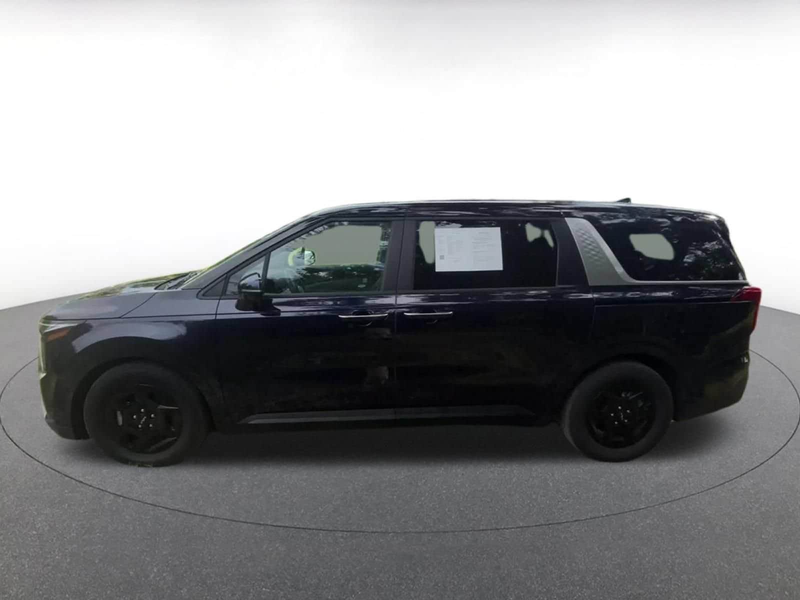 Thumbnail: 2026 Kia Carnival - 9