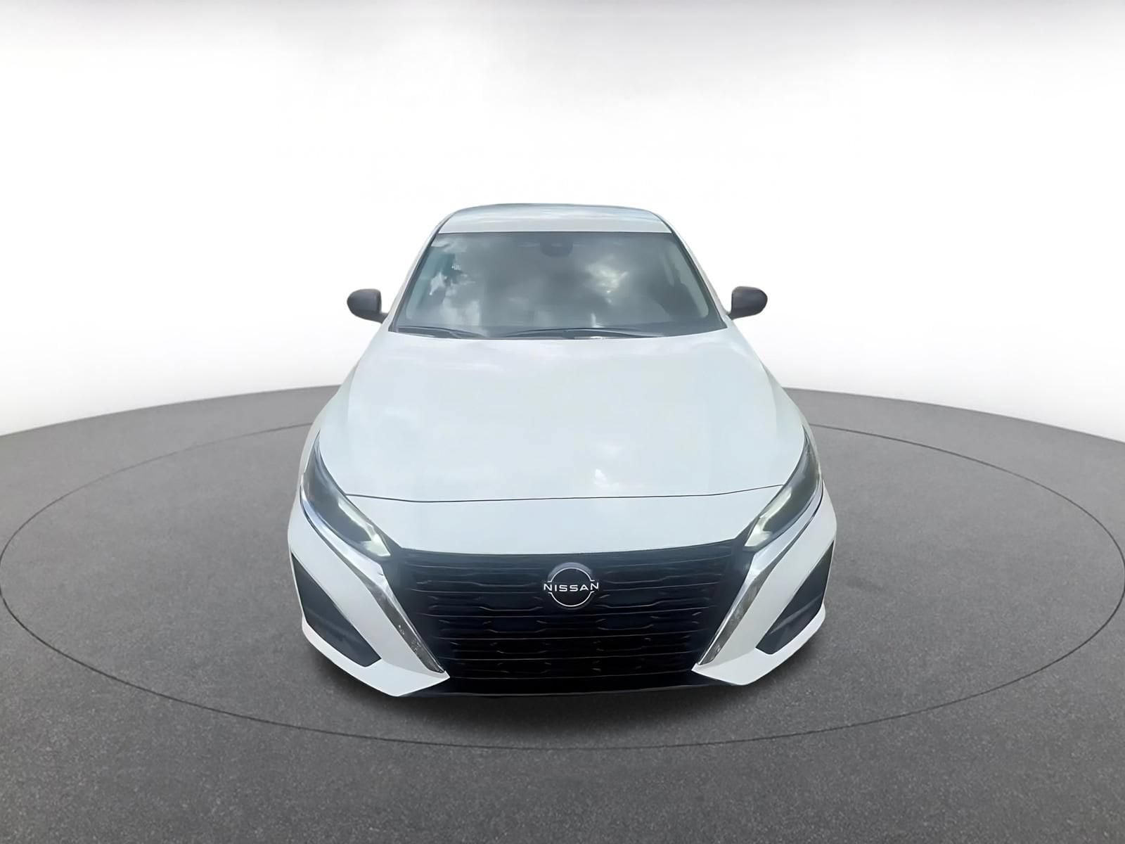 Thumbnail: 2025 Nissan Altima - 4