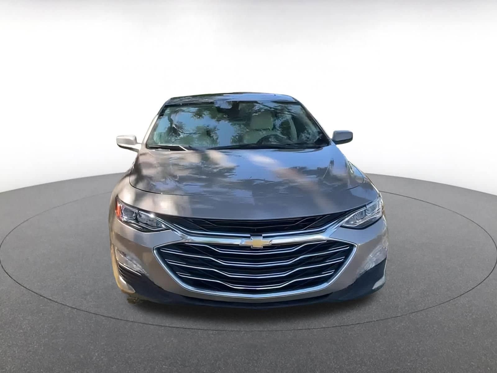 Thumbnail: 2024 Chevrolet Malibu - 4