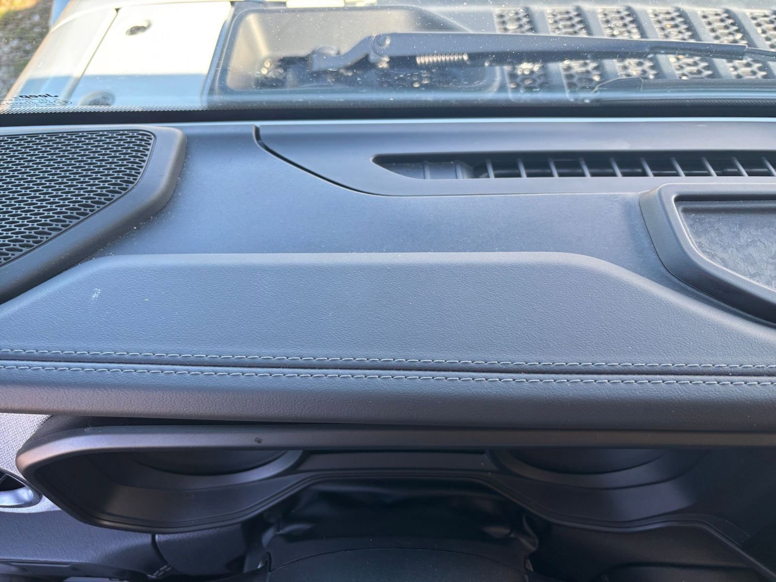 Thumbnail: 2025 Jeep Wrangler - 34