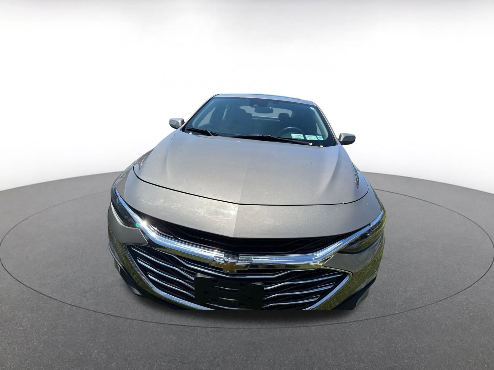 Thumbnail: 2024 Chevrolet Malibu - 3