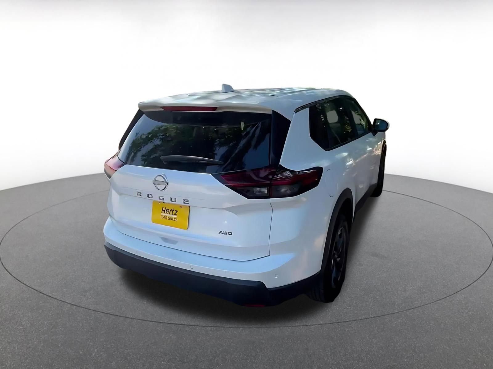 Thumbnail: 2025 Nissan Rogue - 15