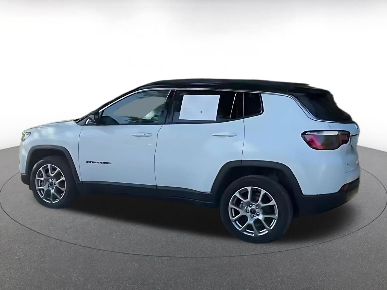 Thumbnail: 2025 Jeep Compass - 9