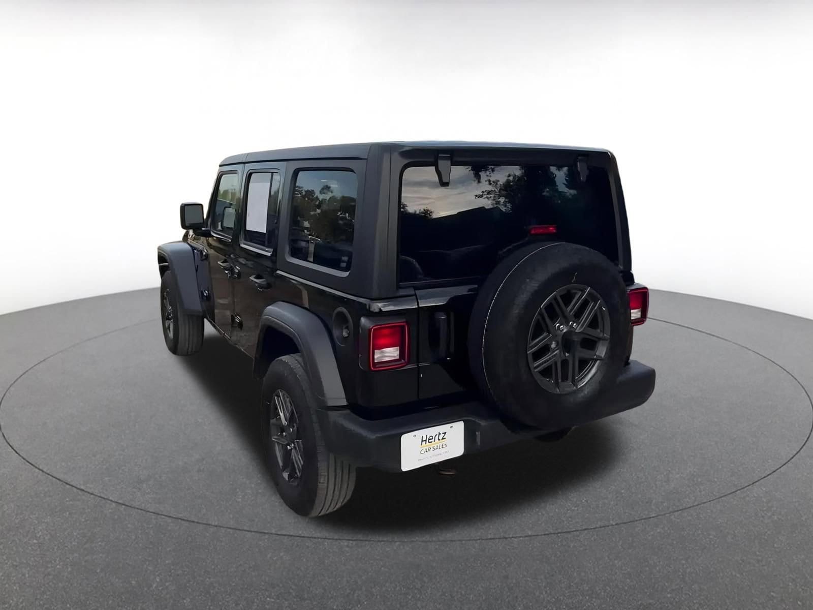 Thumbnail: 2025 Jeep Wrangler - 11