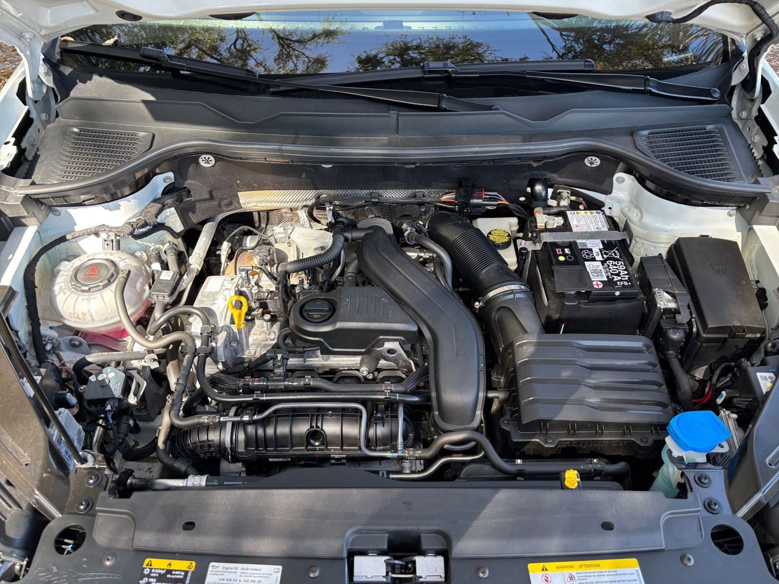 Thumbnail: 2025 Volkswagen Taos - 32