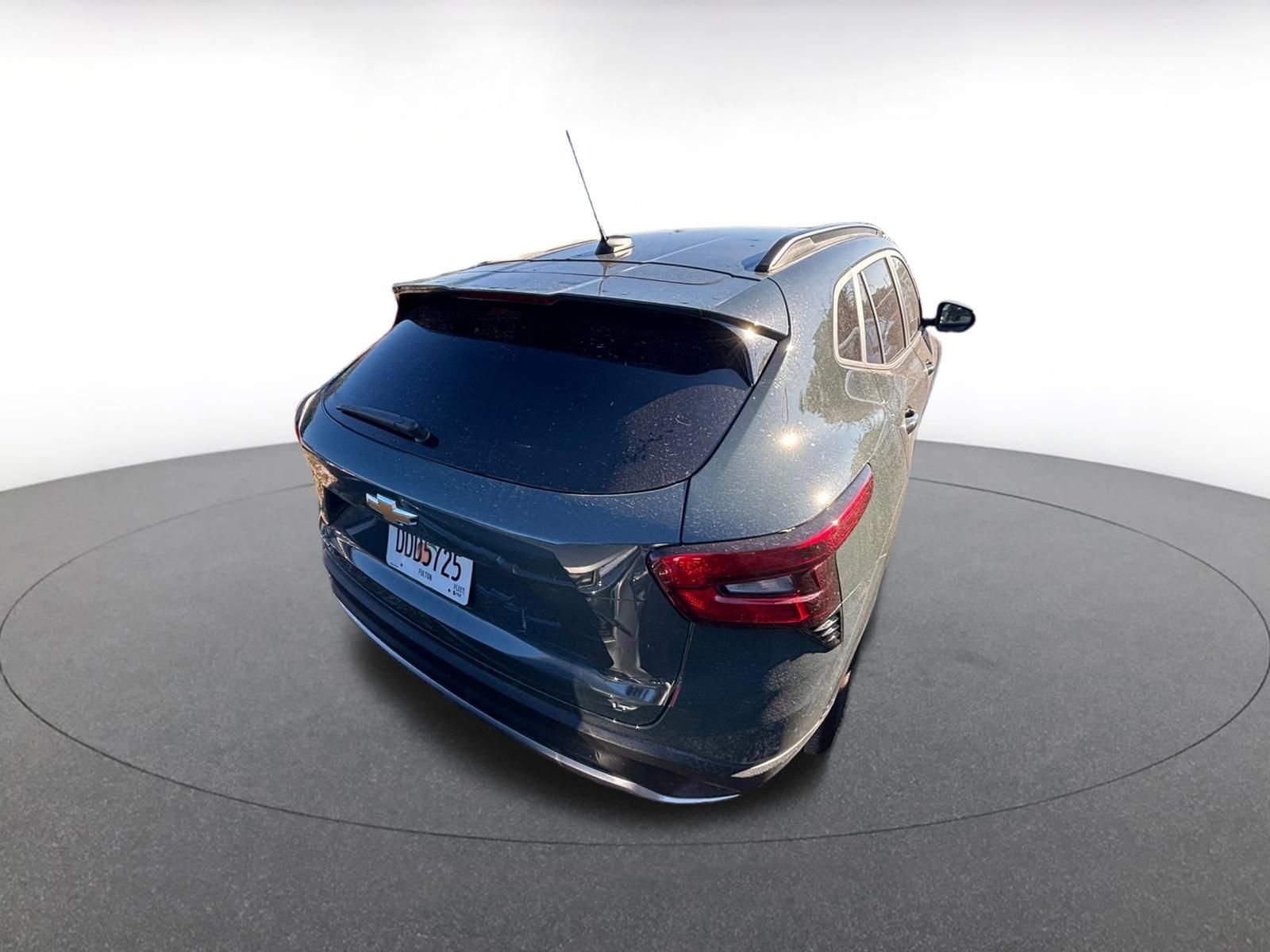 Thumbnail: 2025 Chevrolet Trax - 9