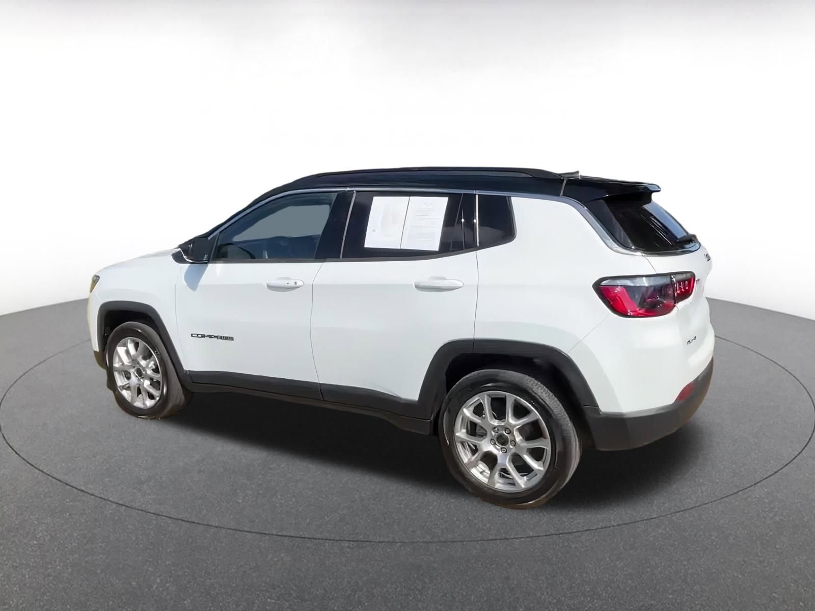 Thumbnail: 2025 Jeep Compass - 15