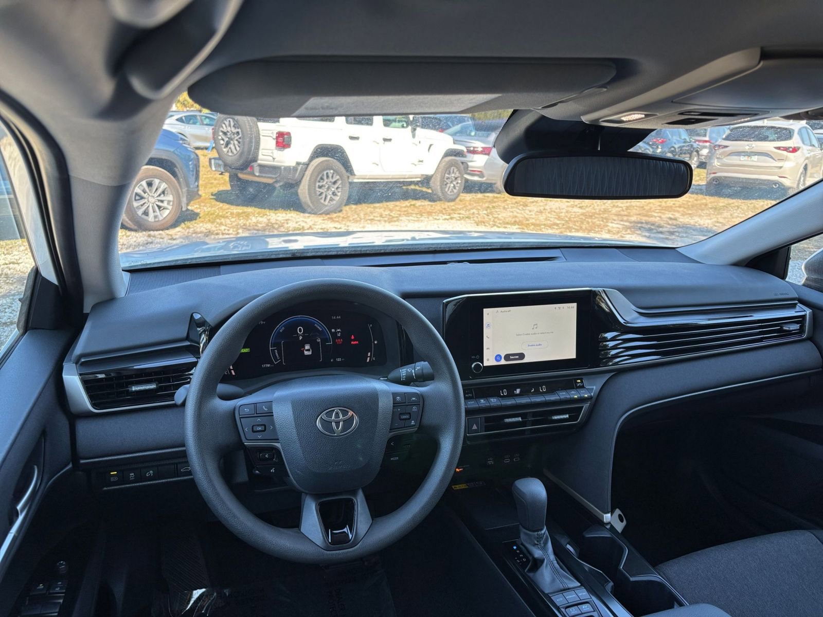 Thumbnail: 2025 Toyota Camry - 33