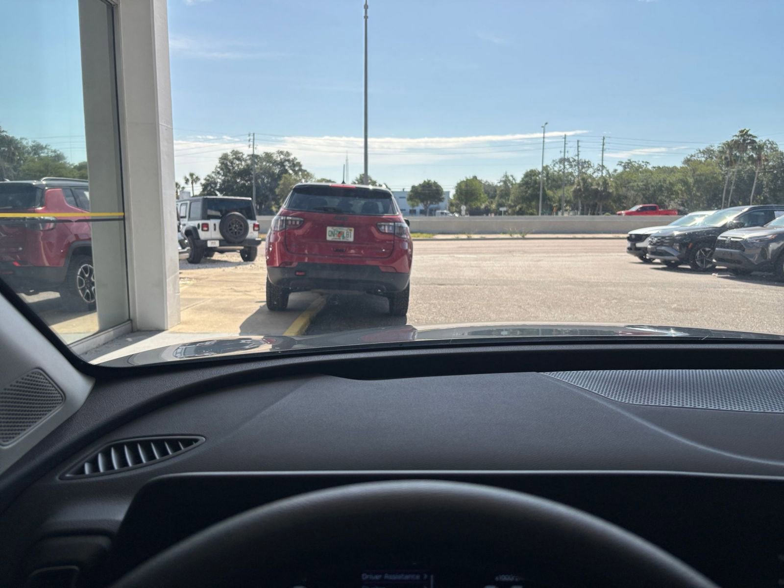 Thumbnail: 2025 Kia Sportage - 14