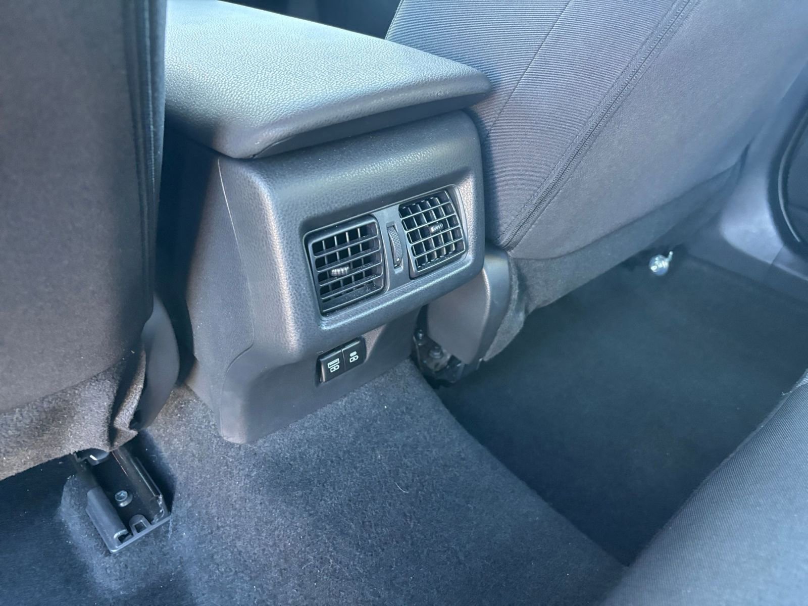 Thumbnail: 2025 Toyota Camry - 24