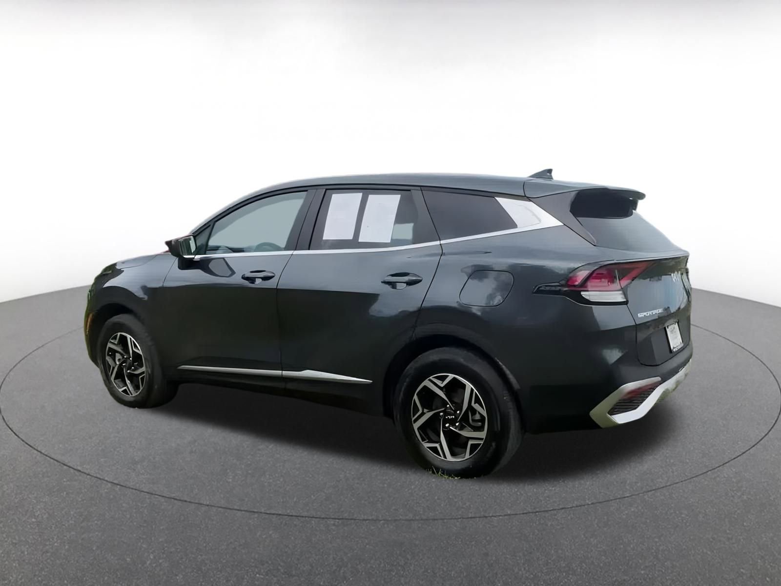 Thumbnail: 2024 Kia Sportage - 10