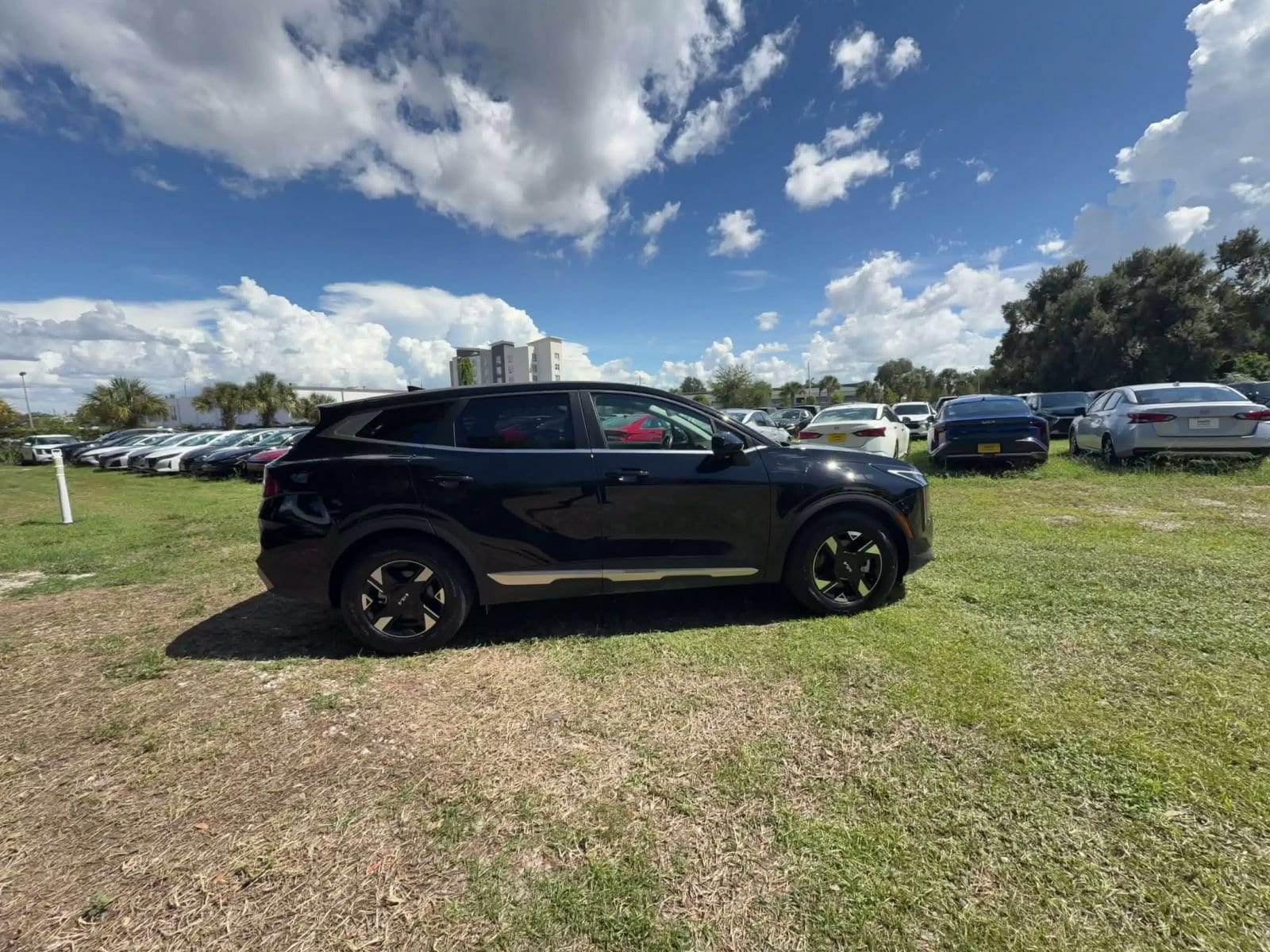 Thumbnail: 2026 Kia Sportage - 15
