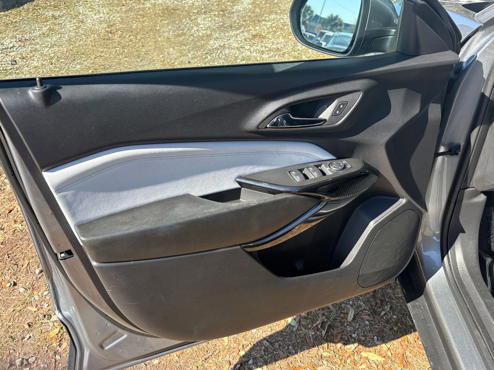 Thumbnail: 2025 Chevrolet Trax - 18