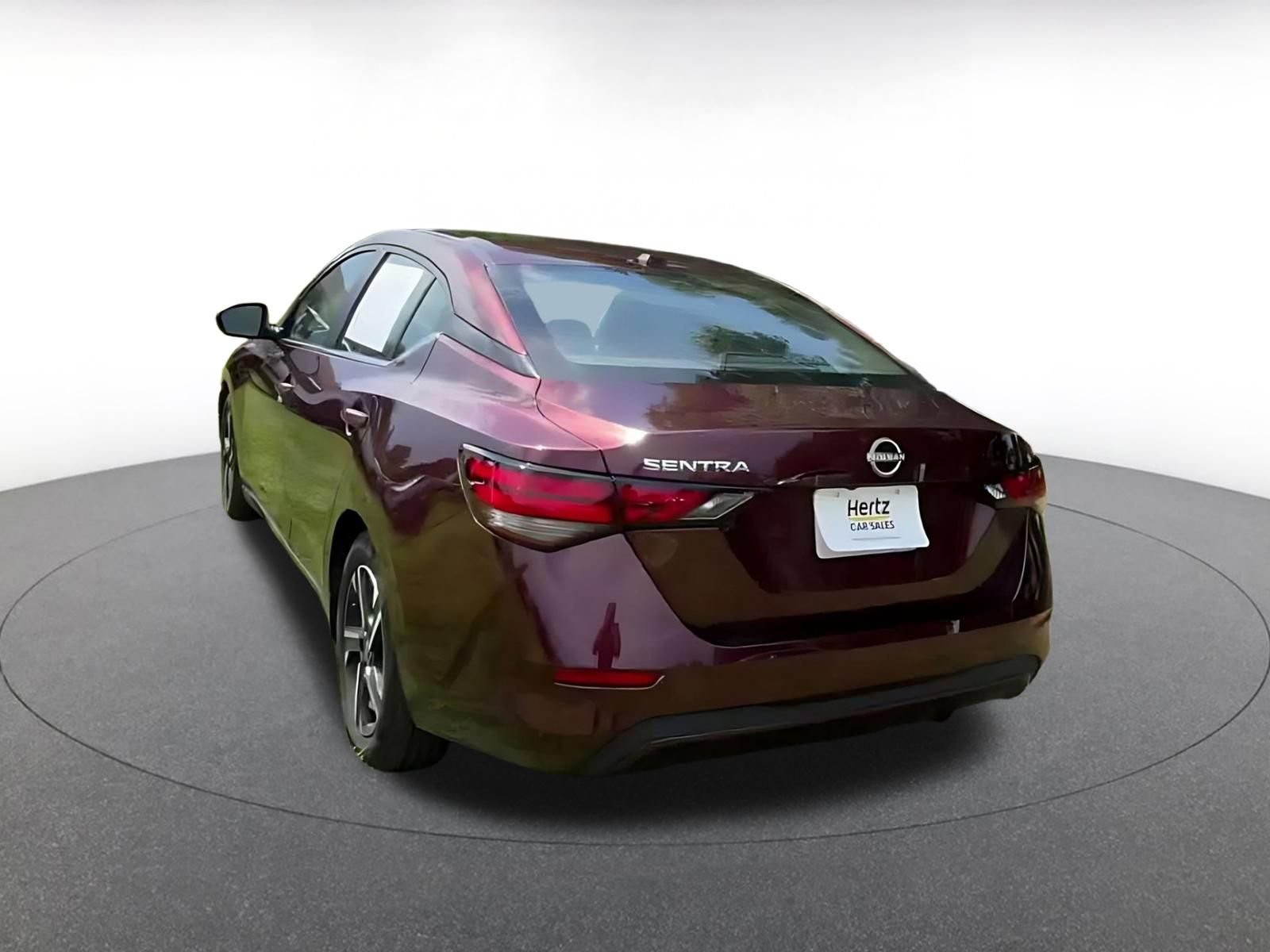Thumbnail: 2025 Nissan Sentra - 10