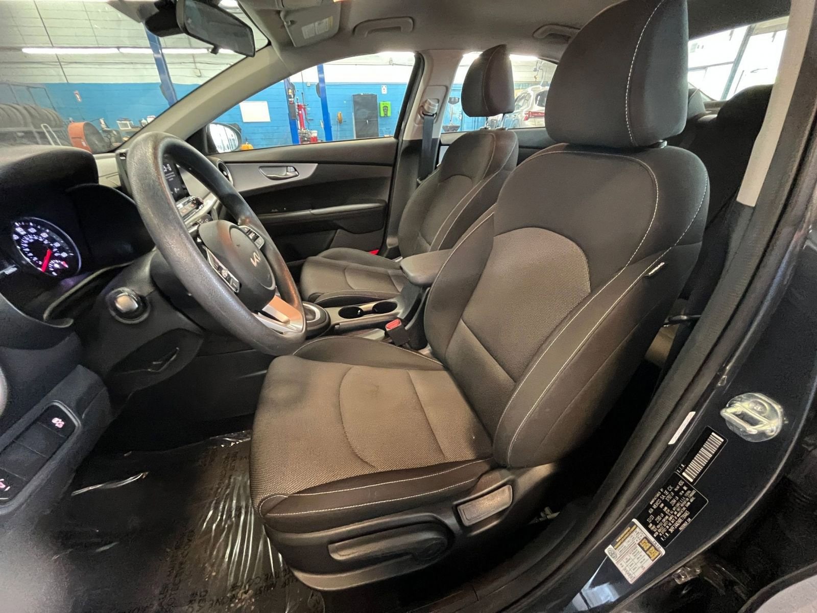 Thumbnail: 2024 Kia Forte - 34