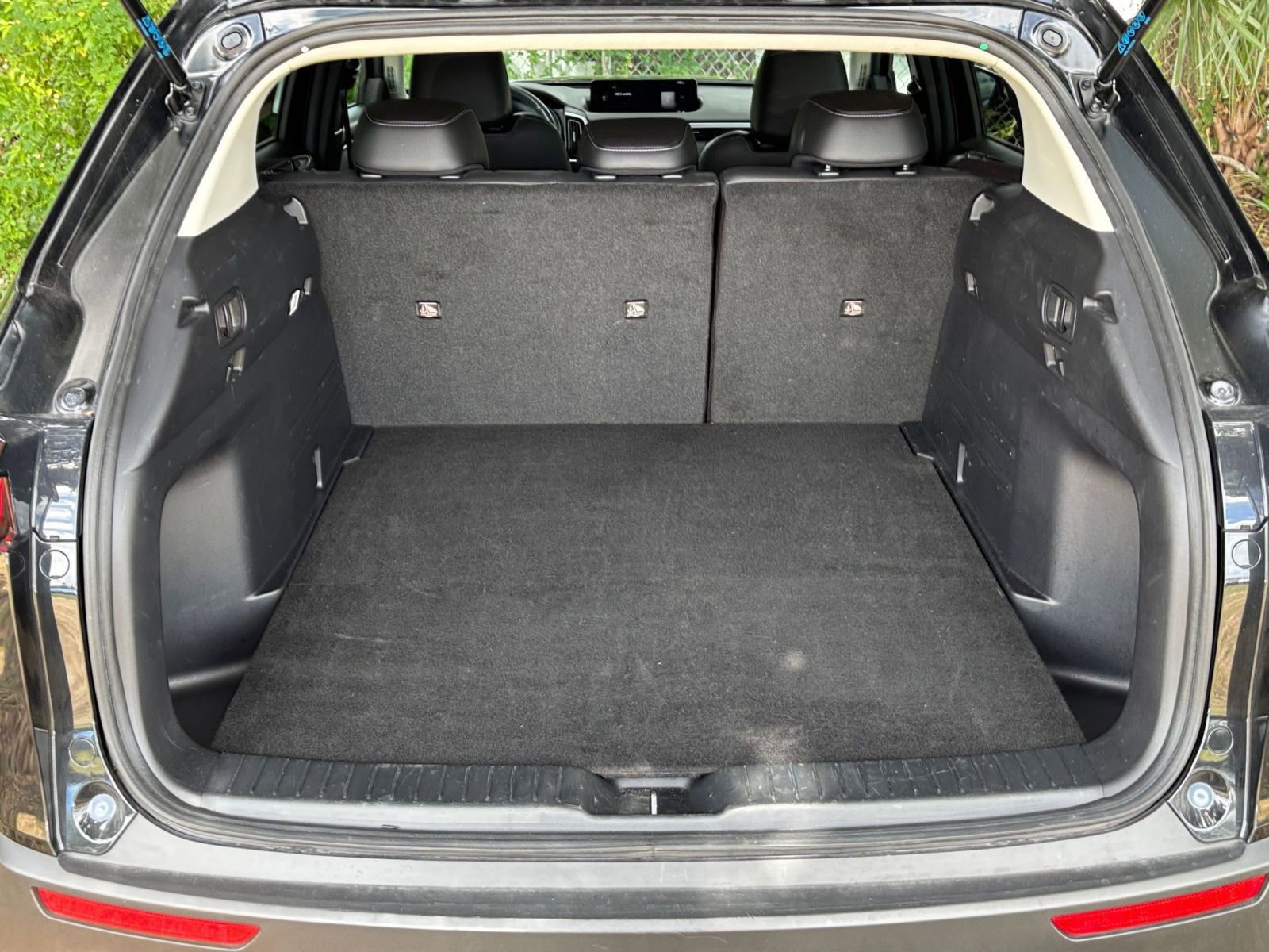 Thumbnail: 2025 Mazda CX-50 - 31