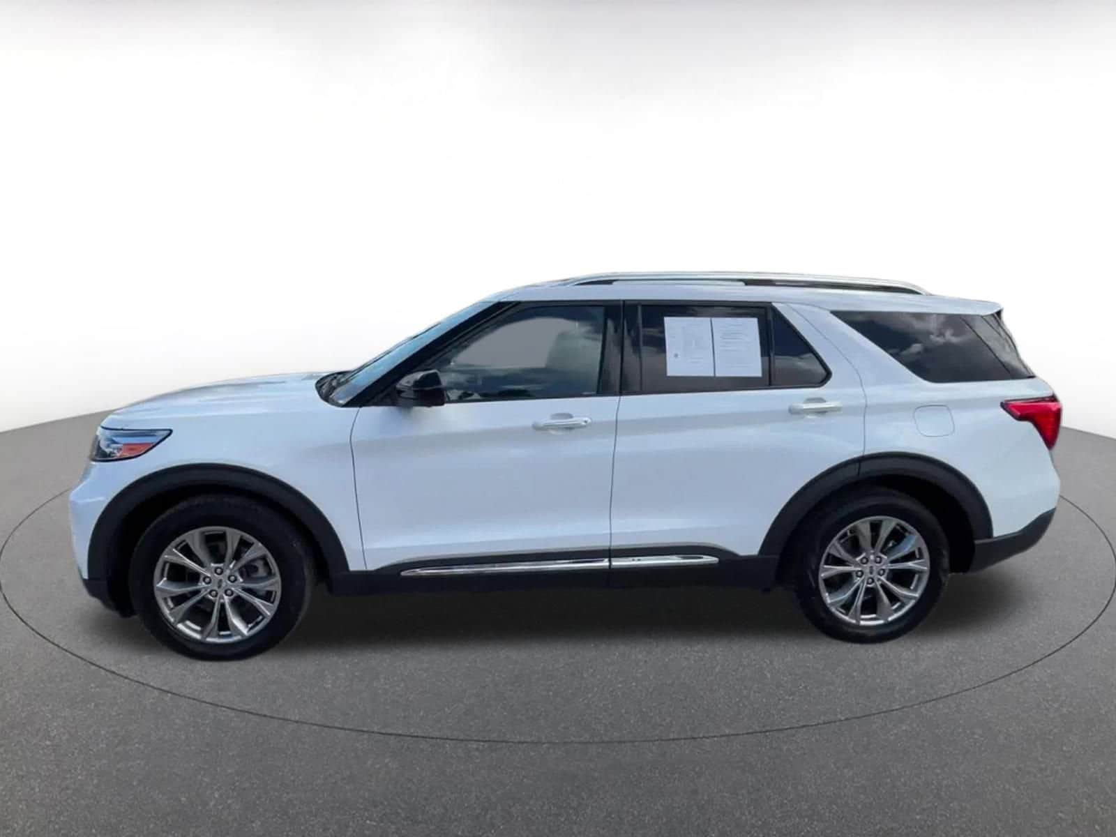 Thumbnail: 2023 Ford Explorer - 9