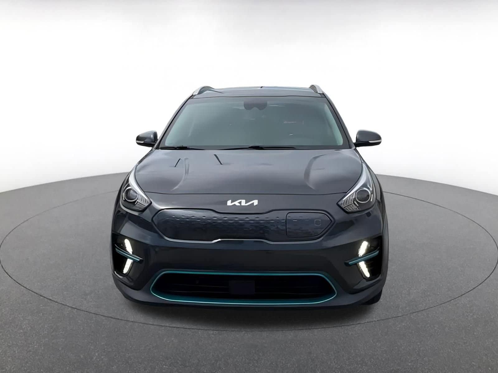 Thumbnail: 2022 Kia Niro - 4
