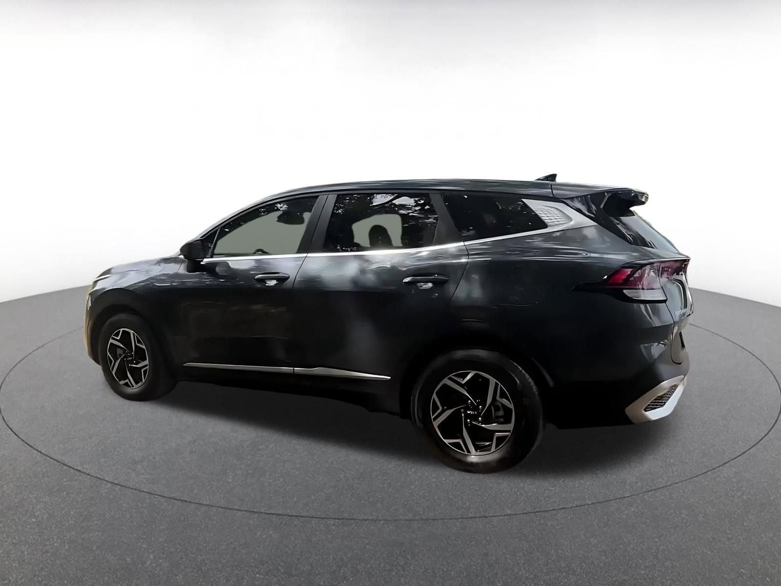 Thumbnail: 2025 Kia Sportage - 10
