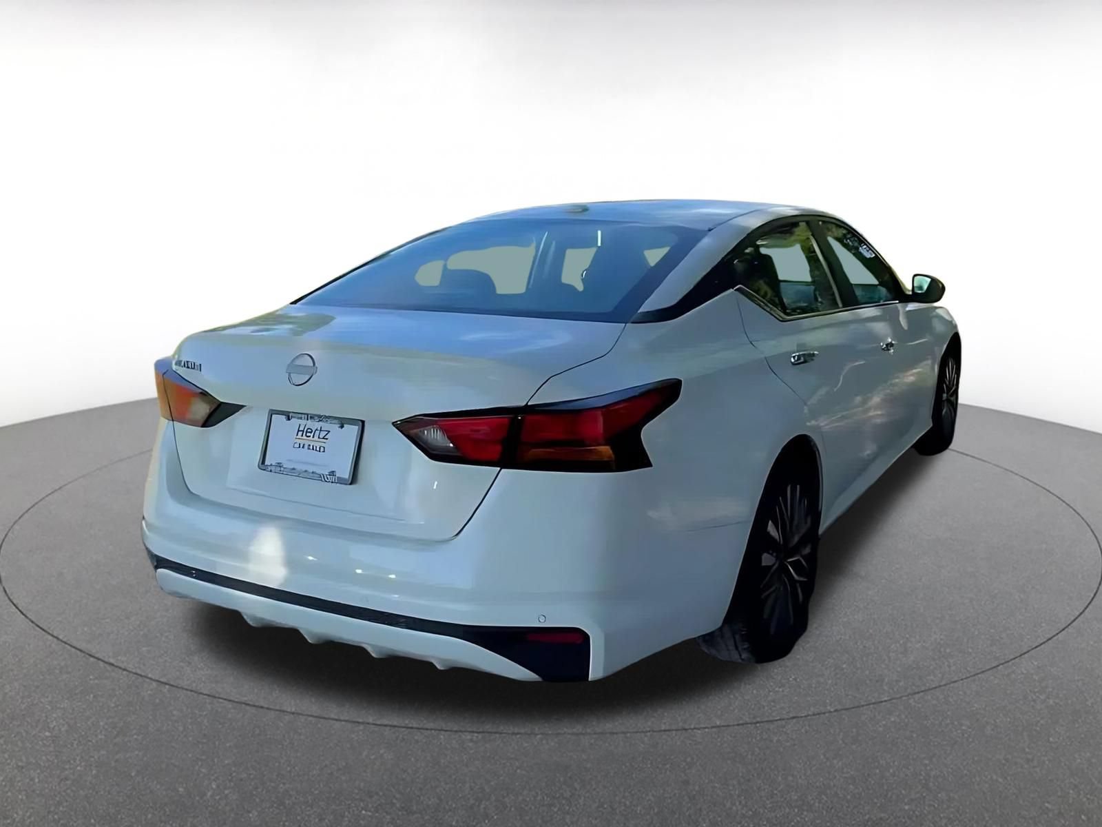 Thumbnail: 2025 Nissan Altima - 14